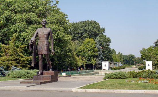 Piața Charles de Gaulle