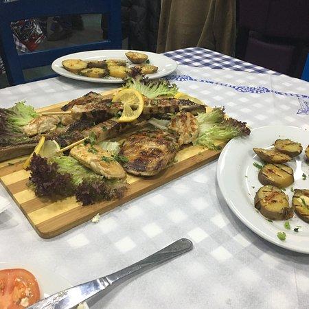 Greek House Taverna