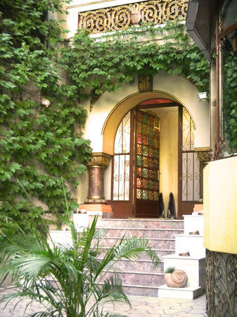 Casa Satya